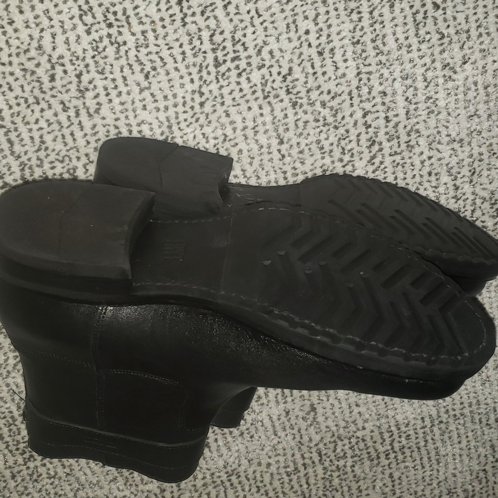 Frye Veronica Moto ankleboot 6 1/2 - Picture 7 of 7